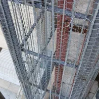 شاگرد جوشکاری ماهر و نیمه ماهر