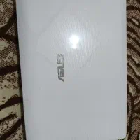فروش لپتاپ ایسوس سفید تمیز.