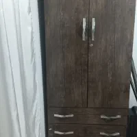 کمد قهوه ایی