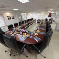 اجرای تخصصی میز کنفرانس برای شرکتها و ادارات