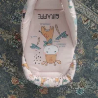 تشک گارد دار و آغوش برای نوزاد|اسباب و اثاث بچه|همدان, |دیوار