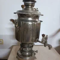 سماور عالی نصب برنجی حدودا شصت و پنجساله|صنایع دستی و سایر لوازم تزئینی|کرمان, |دیوار