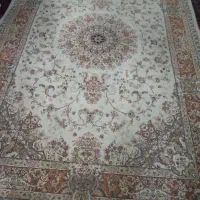 دوعدد فرش ۶متری درحد نو
