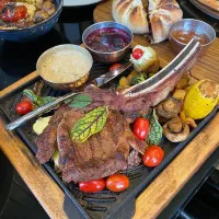 استخدام کارگرساده و ماهر در رستوران بین المللی|استخدام خدمات فروشگاه و رستوران|تهران, نیاوران|دیوار