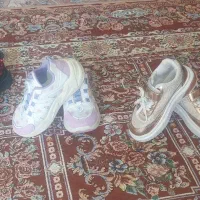 کفش اسپورت دخترانه در حد نو|کفش و لباس بچه|کیار, |دیوار