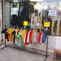 فروشنده پوشاک