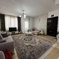 ۷۵متر۲خواب/سالن غرق نور/پارکینگ،انباری،بالکن