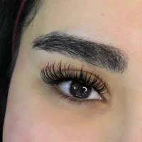 انجام اکستنشن مژه با بهترین متریال