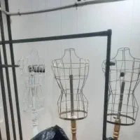 مانکن فلزی و سوزن خور و معمولی|لوازم خیاطی و بافتنی|قم, زنبیل آباد|دیوار