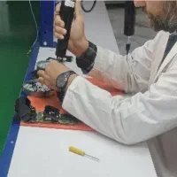 استخدام نیروی خط تولید