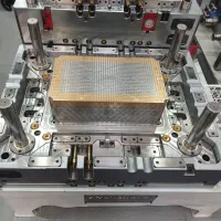 اپراتور فرزcnc .قالبساز . رادیال کار . کارگر ساده