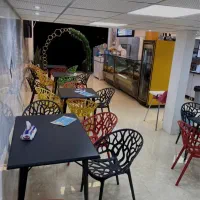 شاگرد در کافی شاپ نیازمندیم