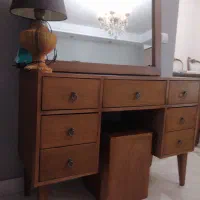 میز ارایش ودکوری