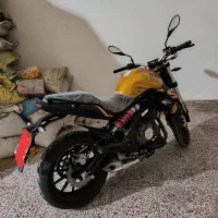 بنلی ۳۰۰مدل ۴۰۲