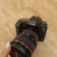 5D Mark II + 24-105 L  کامل و سرویس‌شده