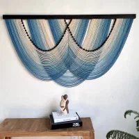 بومریس های رنگرزی شده ی مکرومه