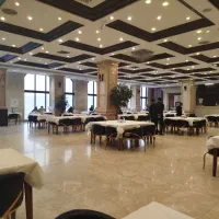 سالن کار رستوران نادر هفت حوض