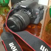 دوربین canon kiss x5 (600D)