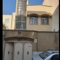 خانه ۱۵۰ متری سه طبقه سند دار به قیمت ۴۰۰ متر بنا