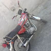 ۱۵۰cc|موتورسیکلت|گهواره, |دیوار