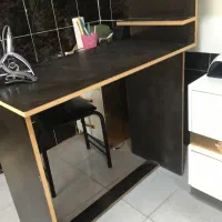 میز ناخن و تحریر