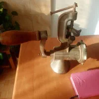 چرخ گوشت دستی|خردکن، آسیاب، غذاساز|پاکدشت, پاکدشت (مامازند)|دیوار