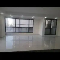 100متری-دوخواب-برج-برند-میدان-دریاچه