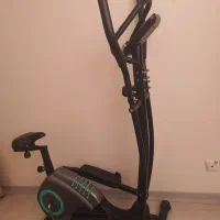 اسکی فضایی همراه با دوچرخه ثابت