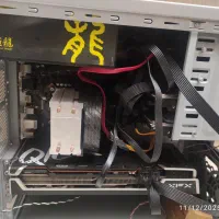 کیس گیمینگ با مانیتور