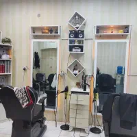 فروش دو عدد آینه باکس و دراور تمیز و سالم|آرایشگاه و سالن‌های زیبایی|سیرجان, |دیوار