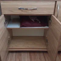 میزچرخ خیاطی|لوازم خیاطی و بافتنی|رشت, سیا اسطلخ|دیوار