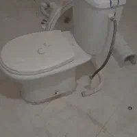 فرنگی و روشویی|لوازم سرویس بهداشتی|صدرا-فارس, فاز ۲|دیوار