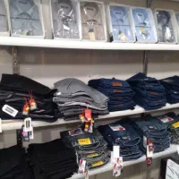 واگذاری فروشگاه لباس کرایه فقط مبلغ ۶ت|لباس|اصفهان, شیخ اشراق|دیوار