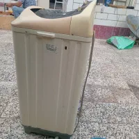 لباسشویی دوقلو درحد نو