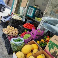 واگذاری میوه فروشی در حال کار|اجارهٔ مغازه و غرفه|اصفهان, خرم|دیوار