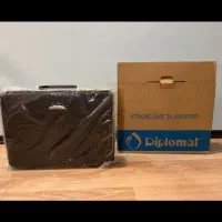 کیف ساسونیت دیپلمات اصلی