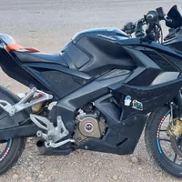 rs200مگلی اپاچی ان اس