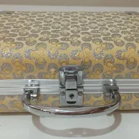 چمدان کوچک عروس