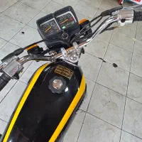 هندا ۱۲۵ شکوه