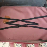 چمدان قدیمی و نوستالژی زرشکی|کلکسیون اشیاء عتیقه|اصفهان, ارغوانیه|دیوار