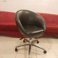 صندلی مارک شرکتی لیو