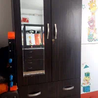 کمد لباس جادار و عمق ۵۰ سانت