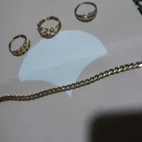 انگشتر طلا و دستبند و زنجیر