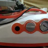 دستگاه ساکشن و تشک مواج