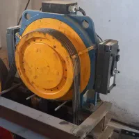 آسانسور بالابر