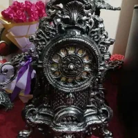 ساعت رومیزی همراه دو شمعدان فرشته بسیار زیبا و شیک|کلکسیون اشیاء عتیقه|اسلامشهر, شهرک امام حسین (میان آباد)|دیوار