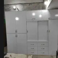 کمدهای دیواری پیش‌ساخته همراه با جا رختخوابی