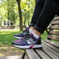 کتانی وی توکی مردانه