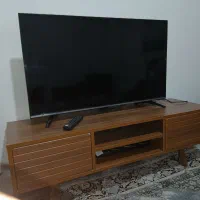 میز وتلویزیون اسمارت هایسنس