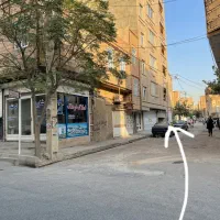 ۵۰ متر مغازه پشت بر خیابان اصلی